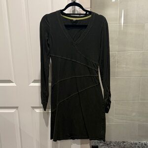Athleta Dark Green Long Sleeve Dress